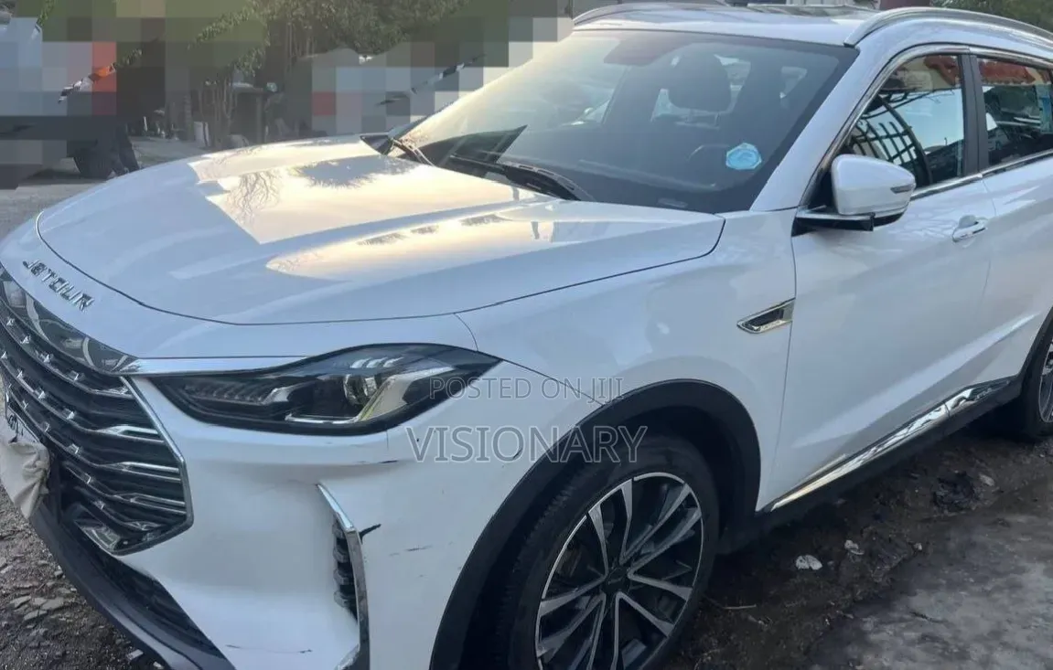 Jetour X70 Plus 2022 White