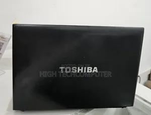 Laptop Toshiba Portege R830 6GB Intel Core i5 HDD 750GB