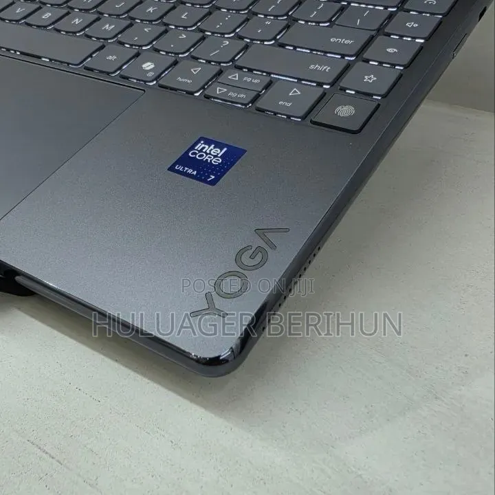 New Laptop Lenovo Yoga 9 16GB Intel Core Ultra 7 SSD 512GB