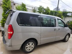 Hyundai Starex 2014 Silver