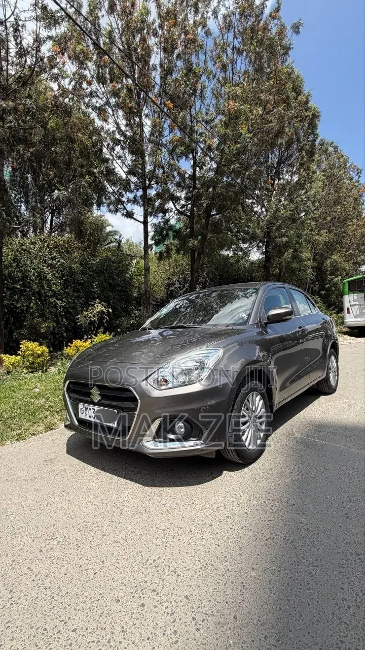 Suzuki Dzire 2022 Silver