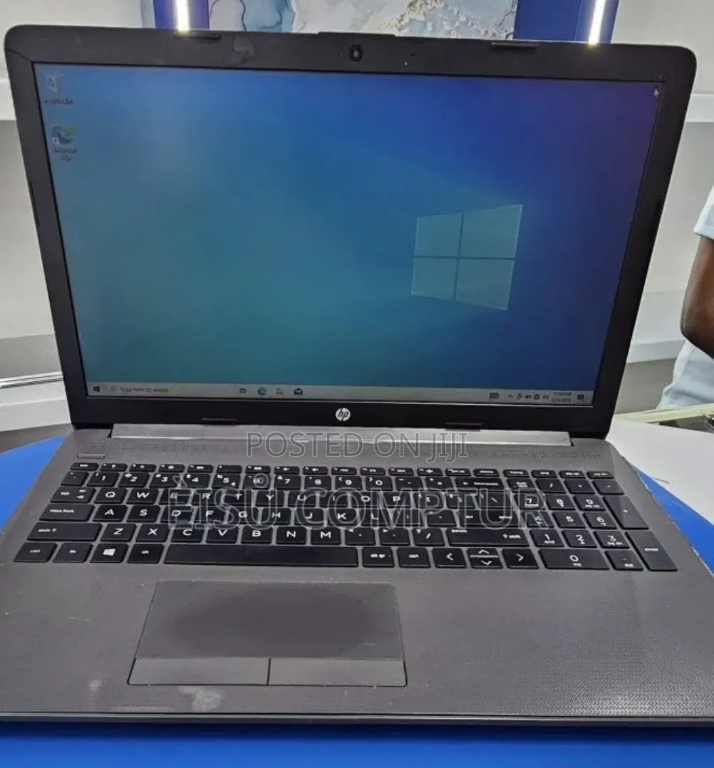 New Laptop HP Stream Notebook 8GB Intel Core i3 SSD 700GB