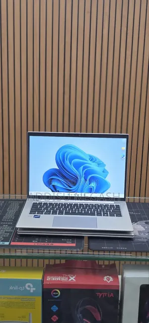New Laptop HP EliteBook 840 16GB Intel Core i7 SSD 512GB