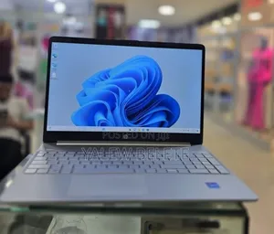 New Laptop HP Stream Notebook 16GB Intel Core i7 SSD 512GB