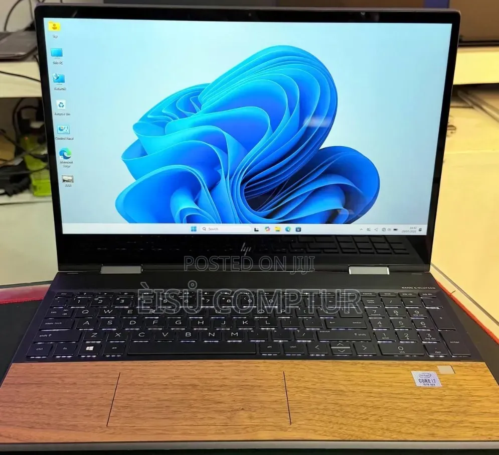 New Laptop HP Envy x360 16GB Intel Core i7 SSD 512GB