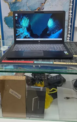New Laptop HP Pavilion 15 16GB Intel Core i7 SSD 512GB