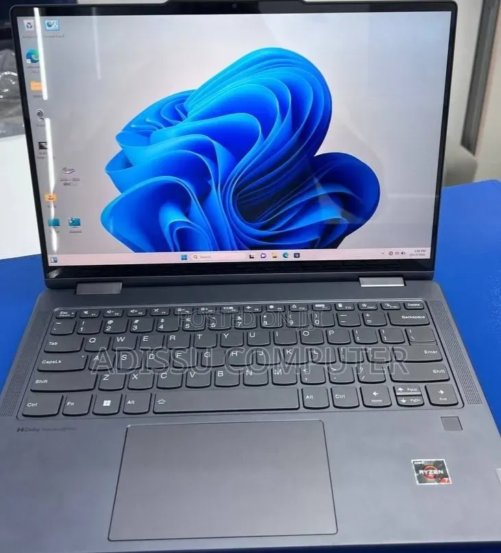 New Laptop Lenovo Yoga 7 15ITL5 16GB Intel Core i7 SSD 512GB