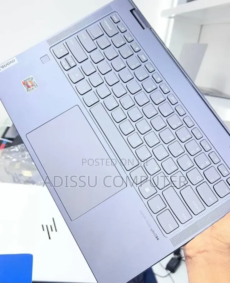 New Laptop Lenovo Yoga 7 15ITL5 16GB Intel Core i7 SSD 512GB