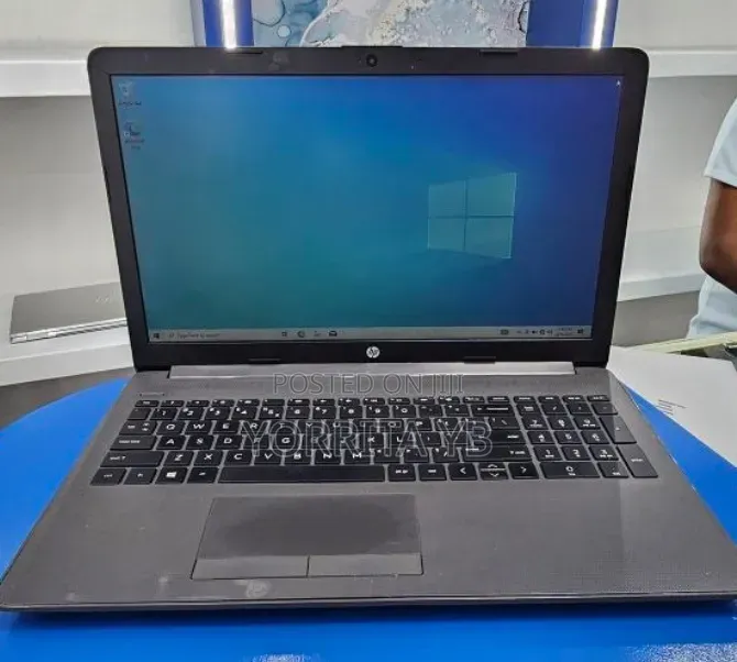 Laptop HP Stream Notebook 8GB Intel Core i3 HDD 700GB