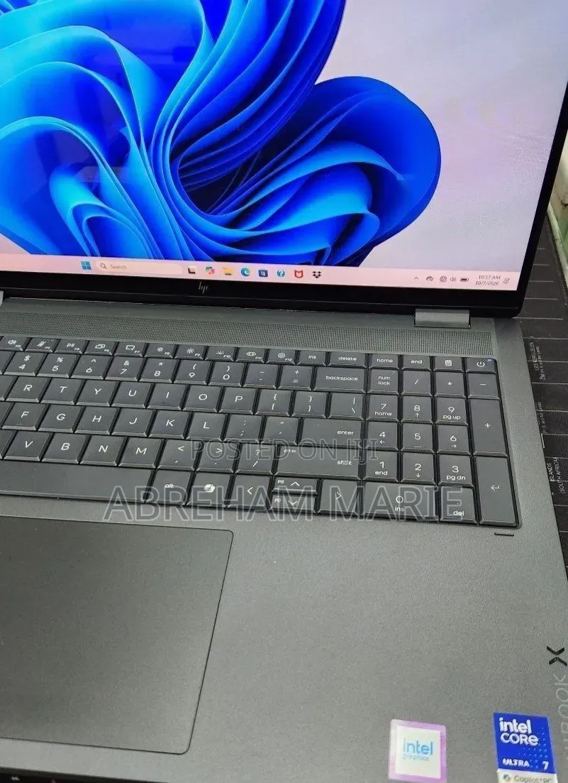 New Laptop HP OmniBook X Flip 16" 16GB Intel Core Ultra 7 SSD 1T