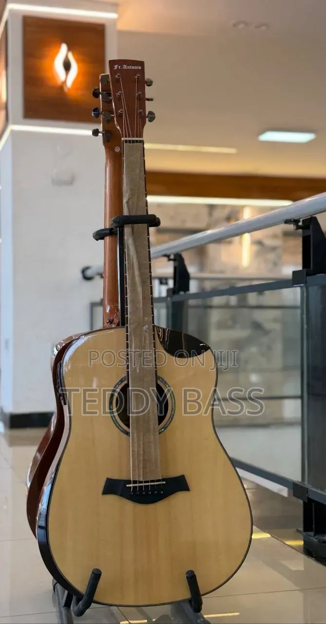 Fr Antonio Box Guitar