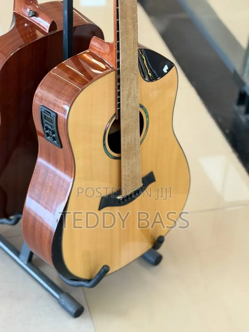 Fr Antonio Box Guitar