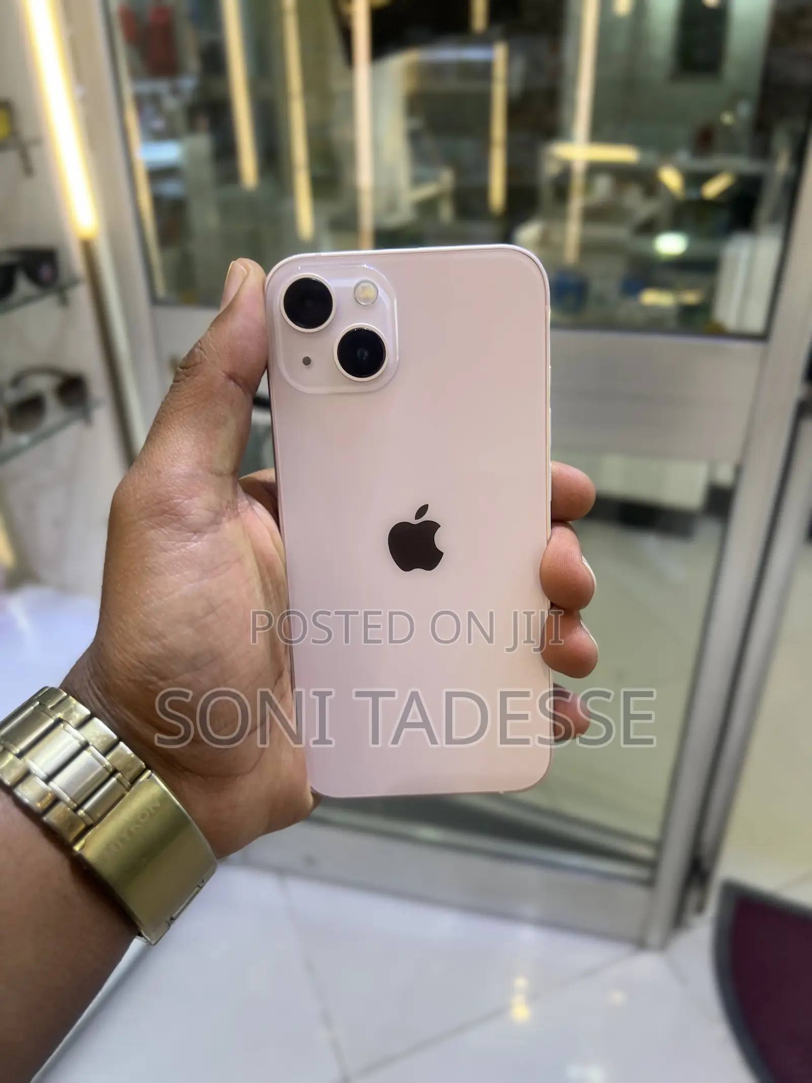 New Apple iPhone 13 128 GB Pink