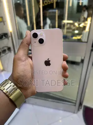 New Apple iPhone 13 128 GB Pink