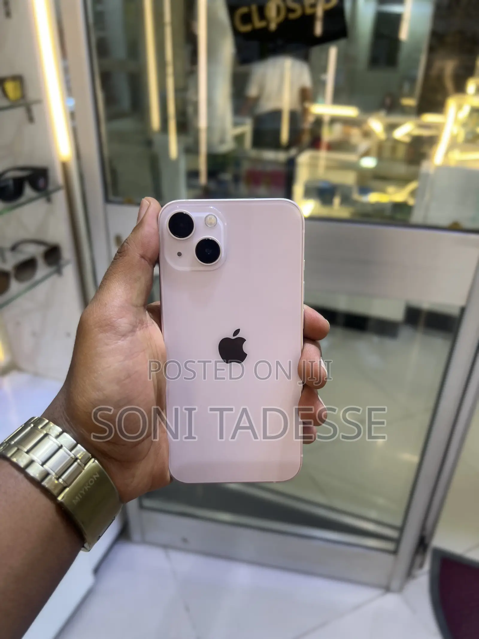 New Apple iPhone 13 128 GB Pink