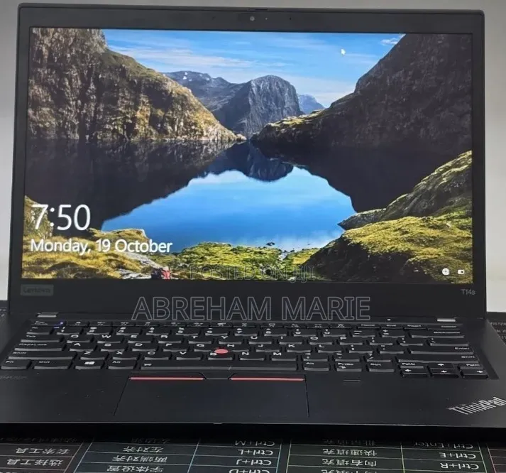 New Laptop Lenovo ThinkPad T14s G4 16GB Intel Core i7 SSD 512GB