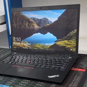 New Laptop Lenovo ThinkPad T14s Gen 2 16GB Intel Core i7 SSD 512GB
