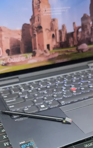 New Laptop Lenovo ThinkPad X1 Yoga 16GB Intel Core i5 SSD 512GB