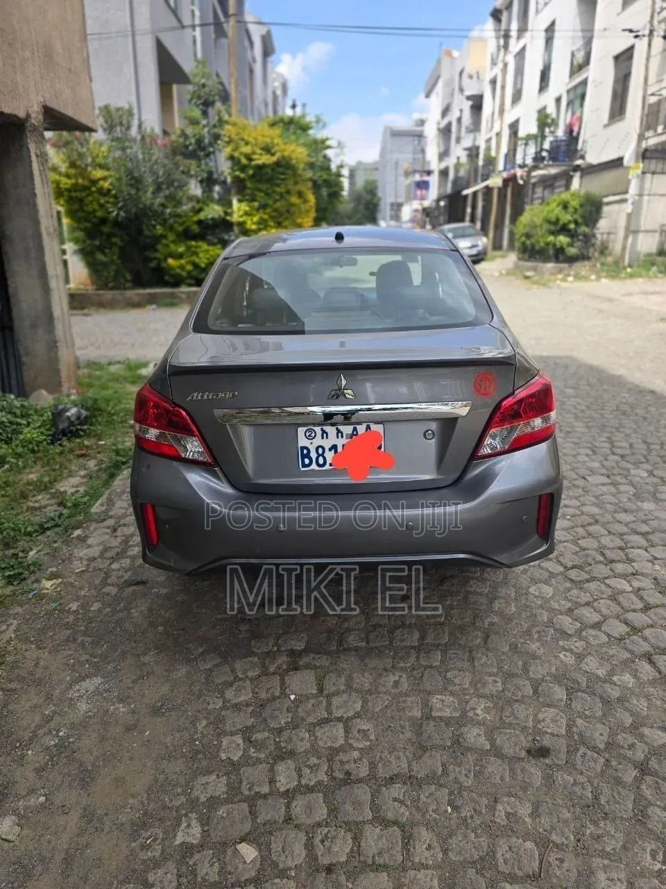 Mitsubishi Attrage 2021 Silver