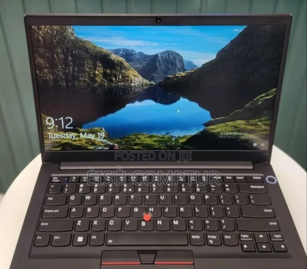 New Laptop Lenovo ThinkPad E14 Gen 4 16GB Intel Core i7 SSD 512GB