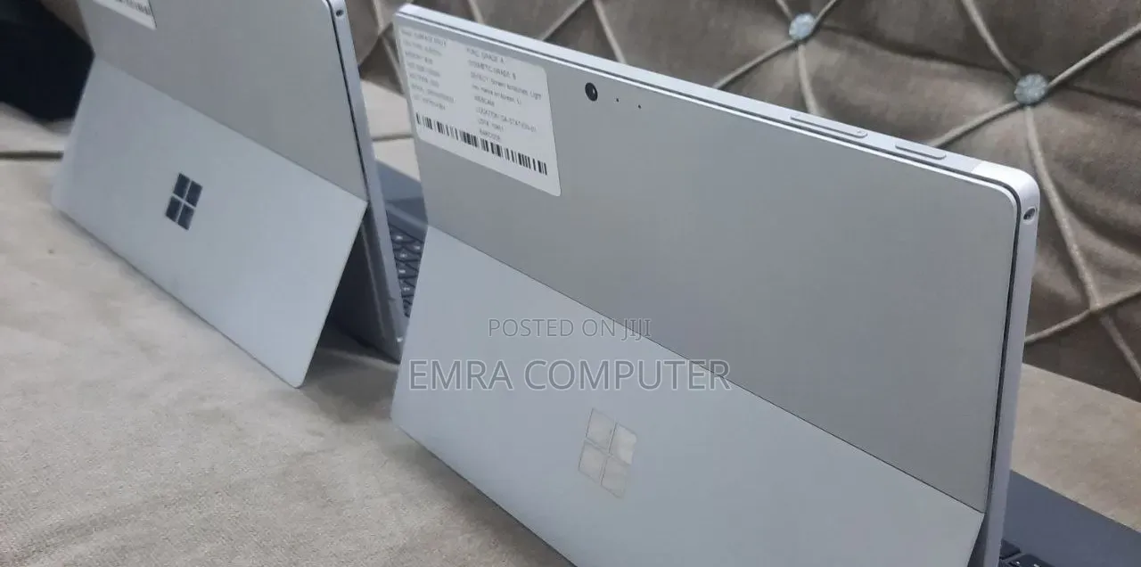 New Laptop Microsoft Surface 8GB Intel Core i5 SSD 256GB