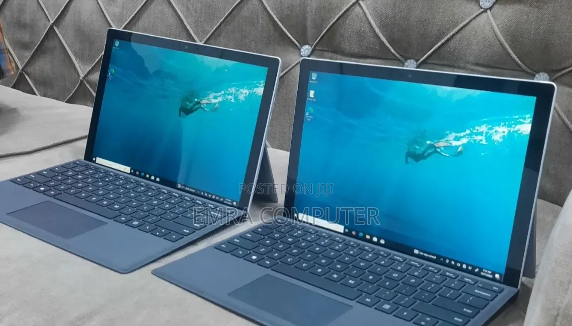 New Laptop Microsoft Surface 8GB Intel Core i5 SSD 256GB