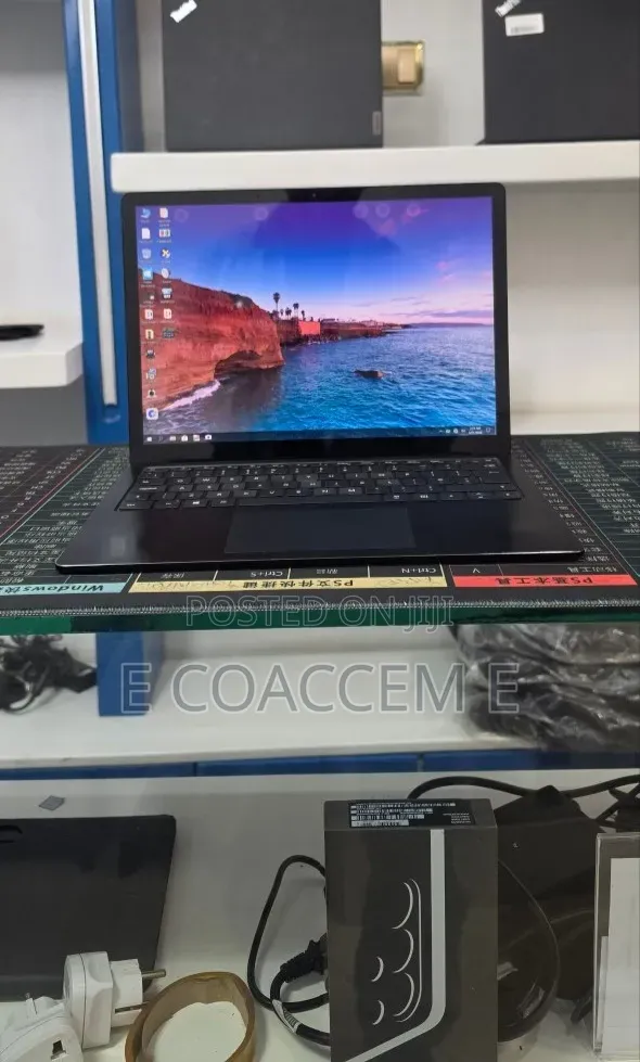 New Laptop Microsoft Surface Laptop 3 16GB Intel Core i7 SSD 256GB