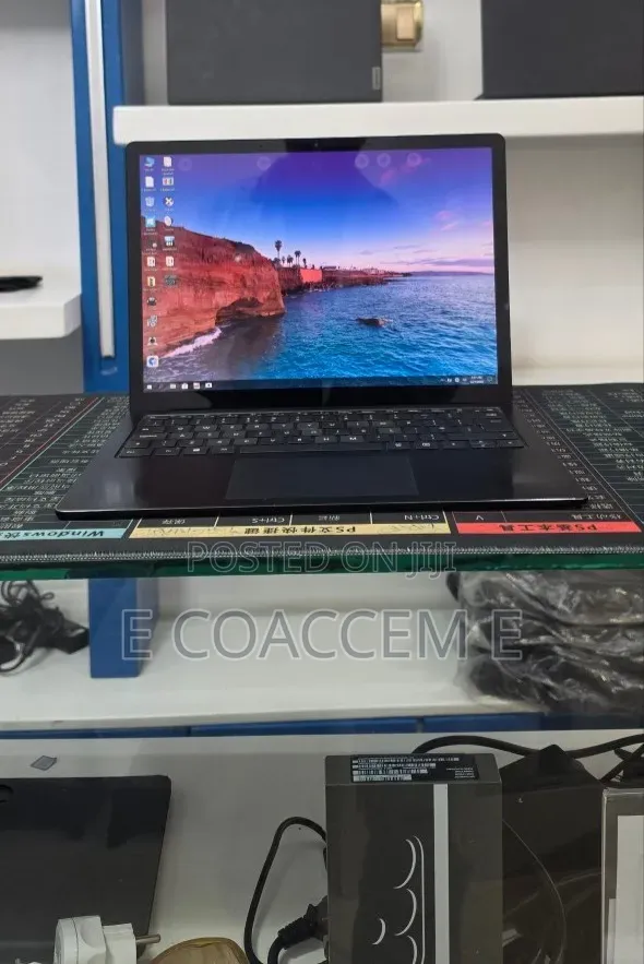 New Laptop Microsoft Surface Laptop 3 16GB Intel Core i7 SSD 256GB