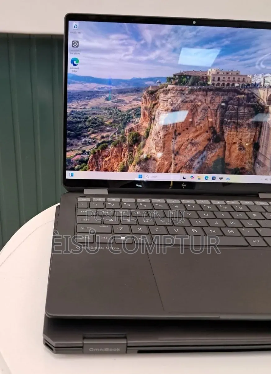 New Laptop HP OmniBook Ultra Flip 14" 32GB Intel Core Ultra 9 SSD 2T
