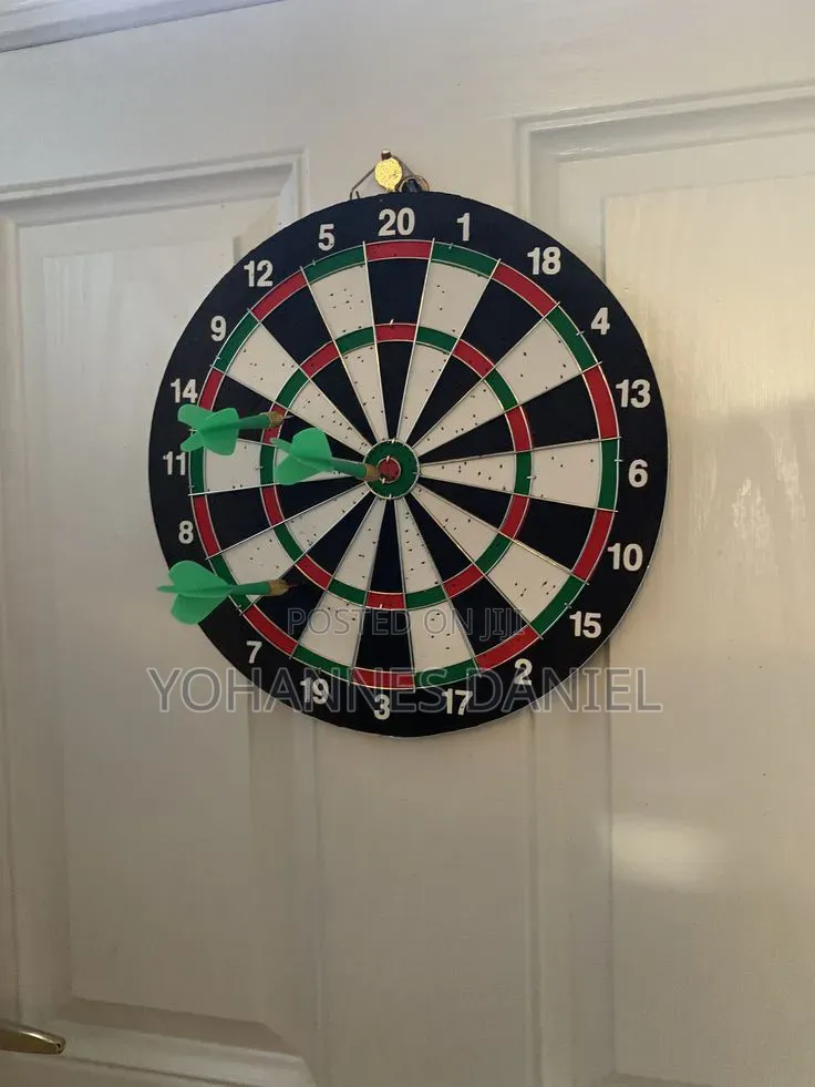 Dartboard – Wall Mounted Dart Board Game