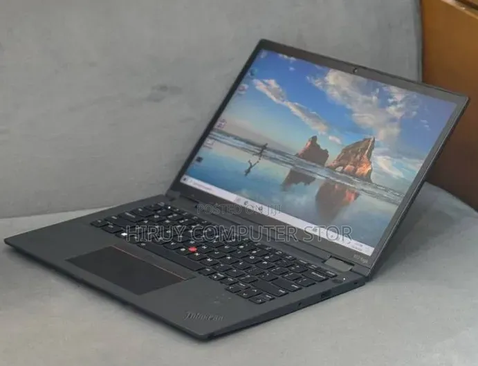 New Laptop Lenovo ThinkPad x13 Yoga 16GB Intel Core i5 SSD 512GB