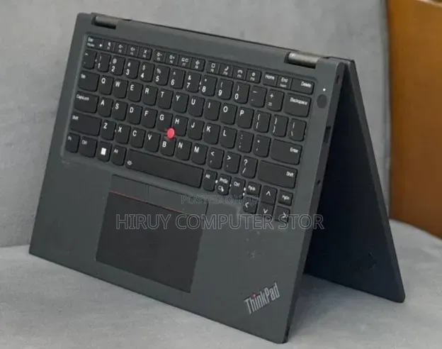 New Laptop Lenovo ThinkPad x13 Yoga 16GB Intel Core i5 SSD 512GB