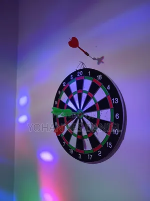Dartboard – Professional Dart Game Set