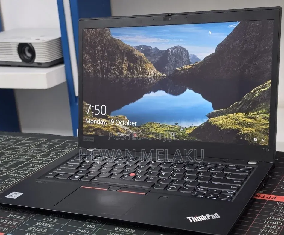 New Laptop Lenovo ThinkPad T14 16GB Intel Core i7 SSD 512GB