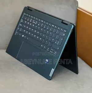 New Laptop Lenovo Yoga Slim 7 16GB Intel Core i7 SSD 512GB
