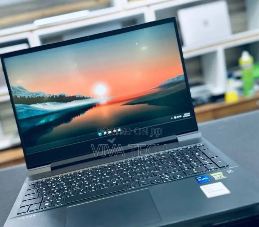 New Laptop HP Victus 15 16GB Intel Core i5 SSD 512GB