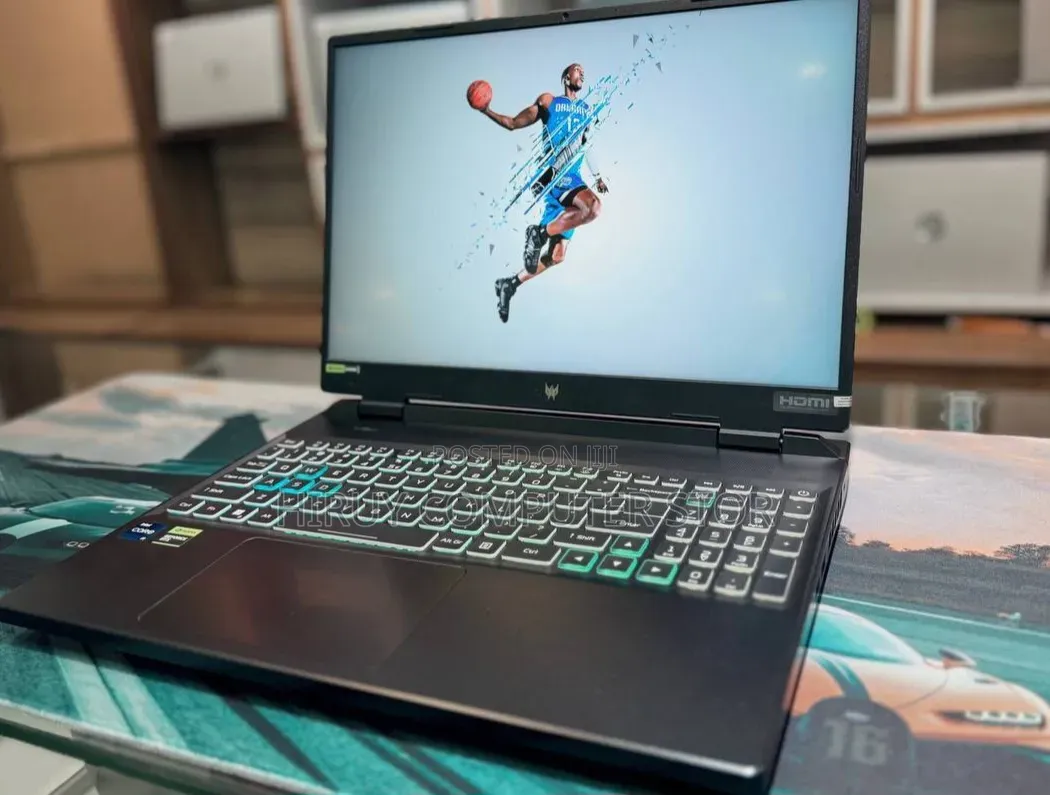 New Laptop Acer Predator Helios 16 16GB Intel Core i9 SSD 1T