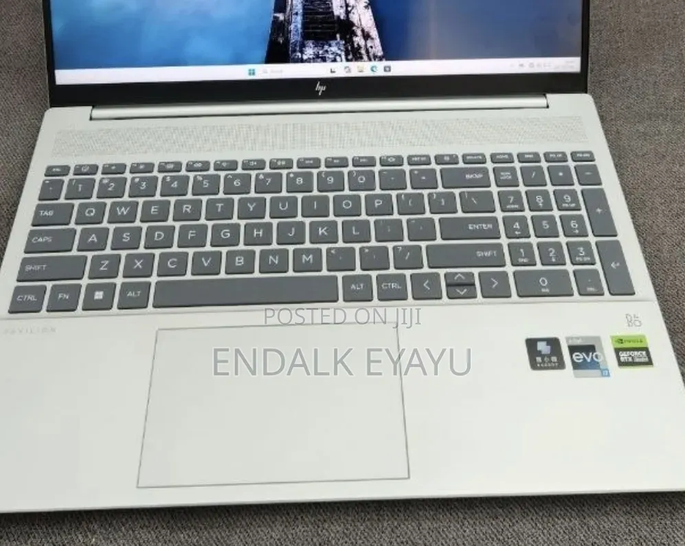 New Laptop HP 16GB Intel Core i7 SSD 1T