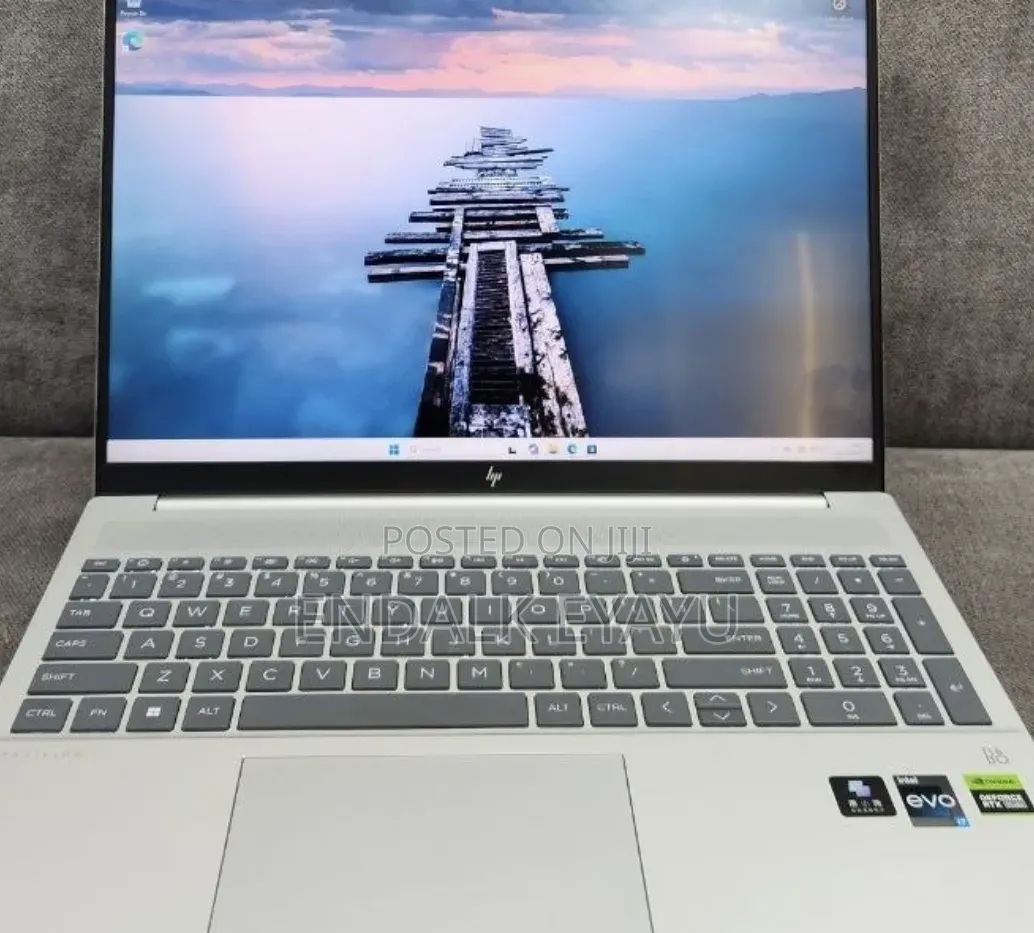 New Laptop HP 16GB Intel Core i7 SSD 1T
