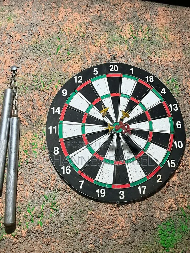 Dartboard – Home Entertainment Sports Game
