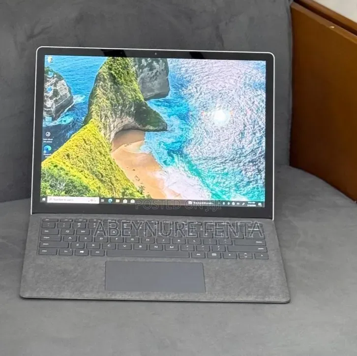 New Laptop Microsoft Surface Laptop 3 16GB Intel Core i7 SSD 512GB