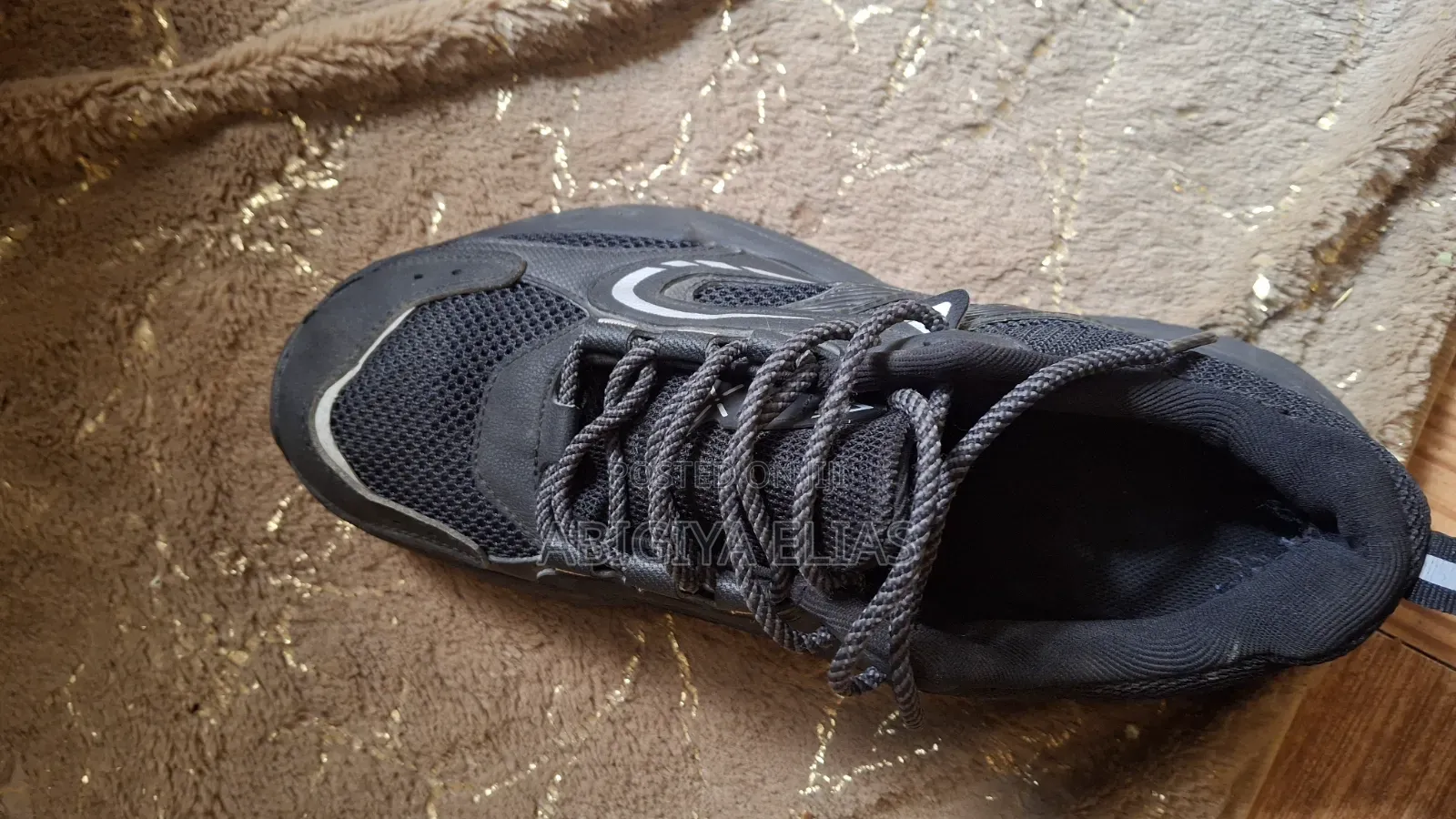 Brand New Peak Shoes