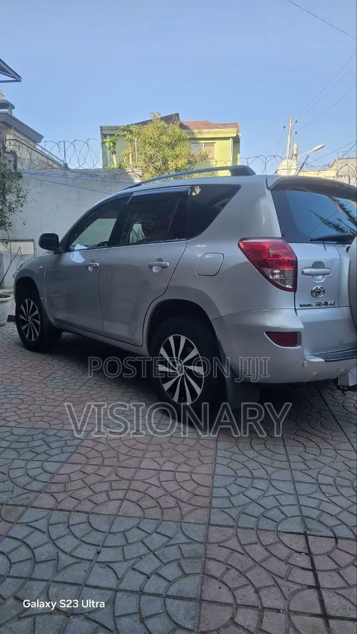 Toyota RAV4 2006 Silver