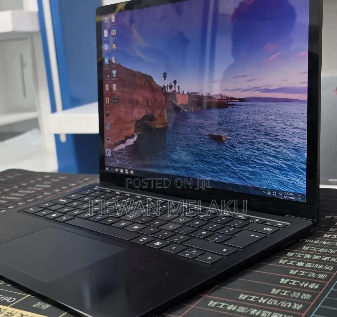 New Laptop Microsoft Surface Laptop 3 8GB Intel Core i7 SSD 256GB