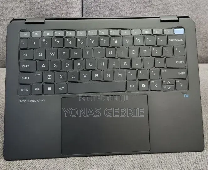 New Laptop HP 16GB Intel Core Ultra 7 SSD 1T