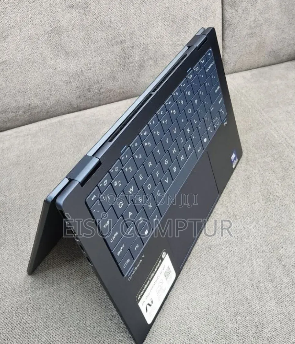 New Laptop HP OmniBook Ultra Flip 16" 16GB Intel Core Ultra 5 SSD 512GB