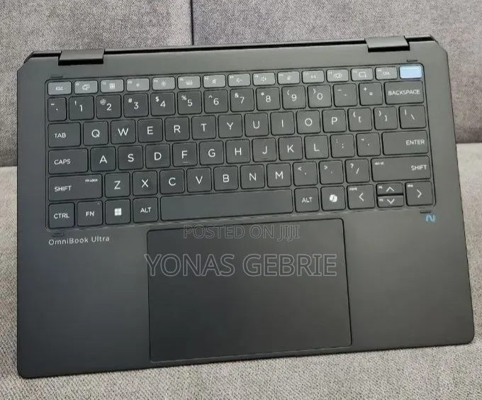 New Laptop HP 16GB Intel Core Ultra 7 SSD 1T