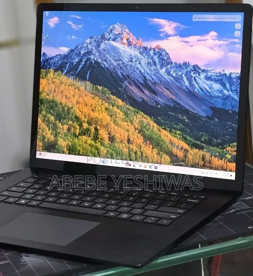 New Laptop Microsoft Surface 32GB Intel Core i7 SSD 1T