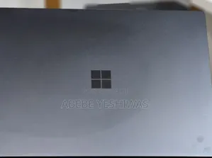New Laptop Microsoft Surface 32GB Intel Core i7 SSD 1T