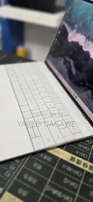 New Laptop Dell XPS 13 16GB Intel Core i7 SSD 512GB